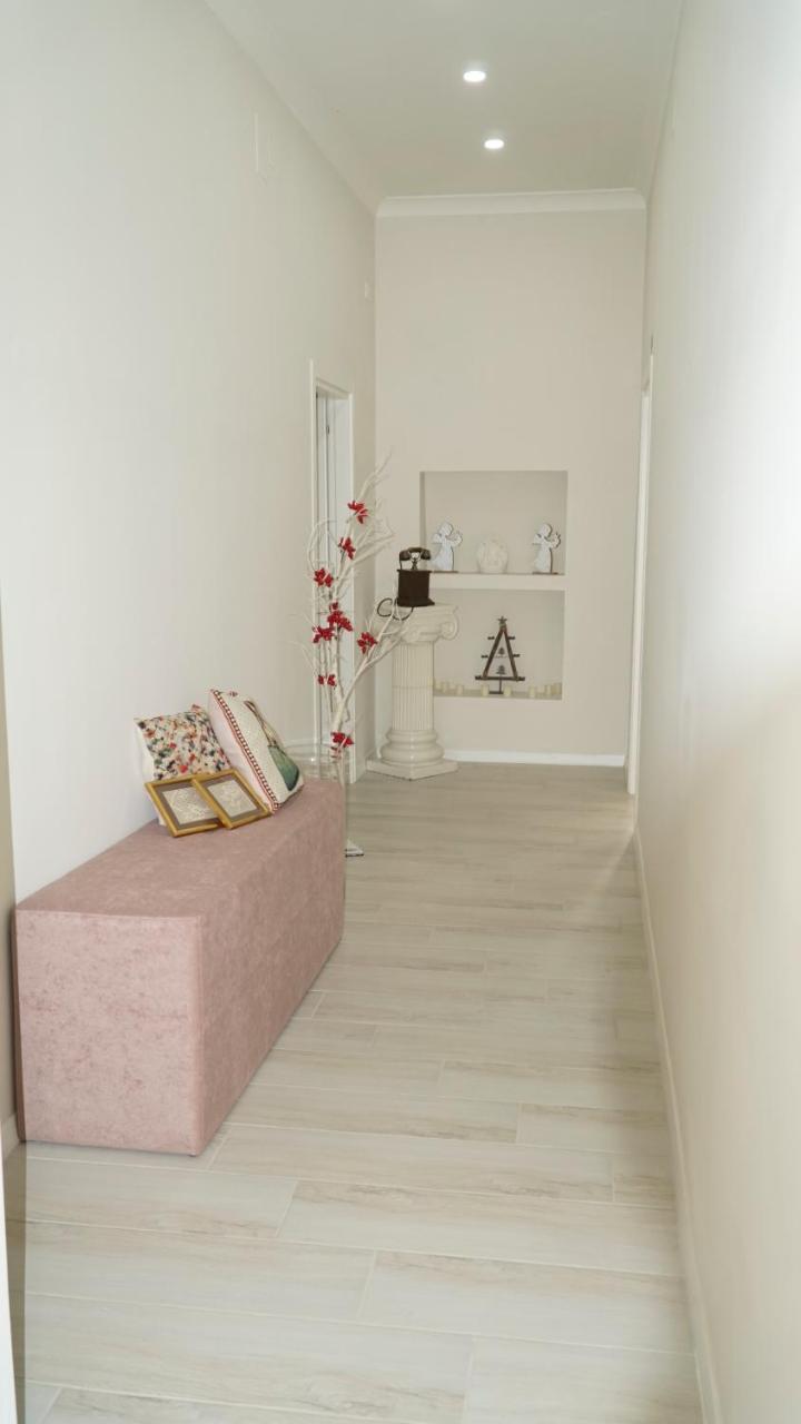 נאפולי Donna Vicenza Bed & Breakfast מראה חיצוני תמונה